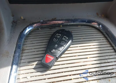 2017 Dodge Grand Caravan Sxt из США, поврежденный, VIN 2C4RDGCG1HR861590